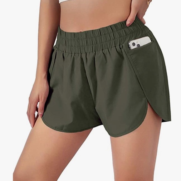 Blooming Jelly Pants - Blooming jelly run athletic shorts surplus green